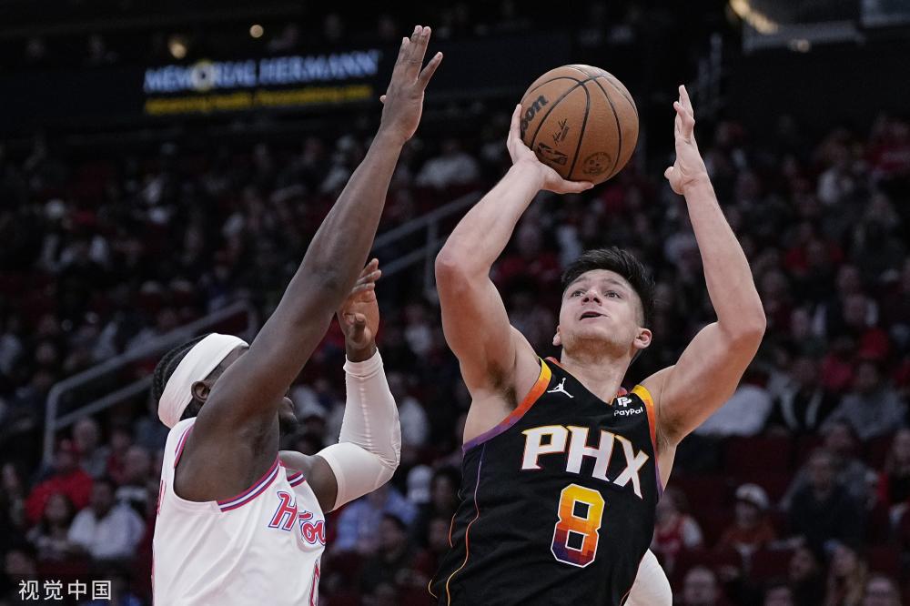 的中锋定位 的中锋定位